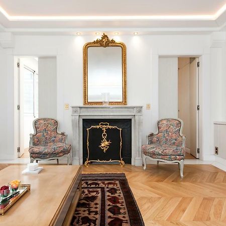 Luxury Montaigne Apartment Paris Exterior photo